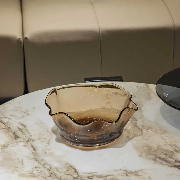 صينية فواكه زجاجية مصنوعة يدويًا من الشوكولاتةhandmade glass fruit tray with chocolate