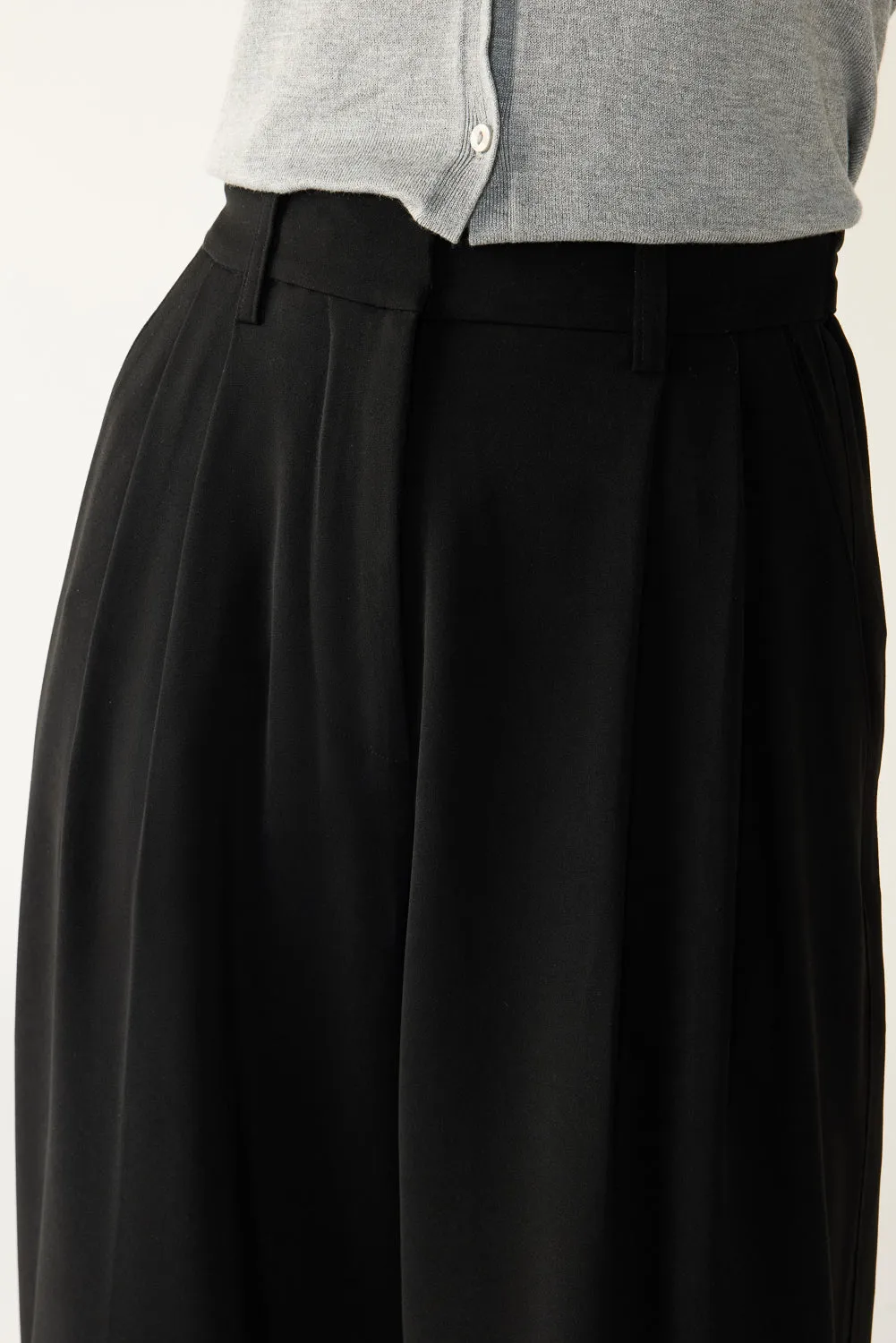Still Black Adjustable Korean Pants