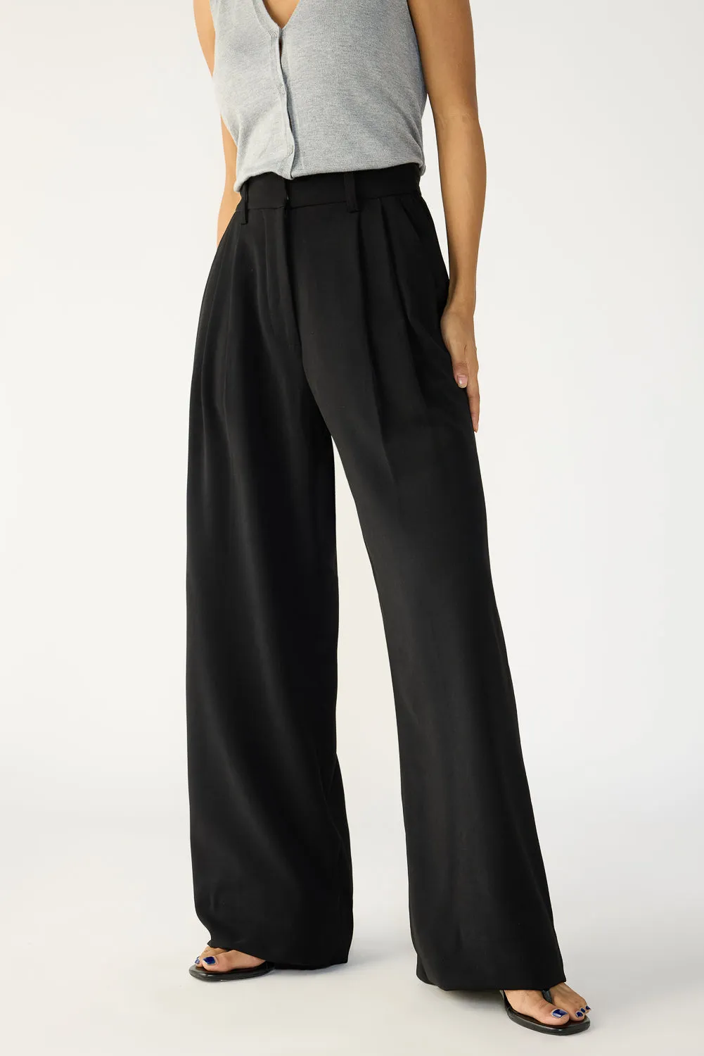Still Black Adjustable Korean Pants