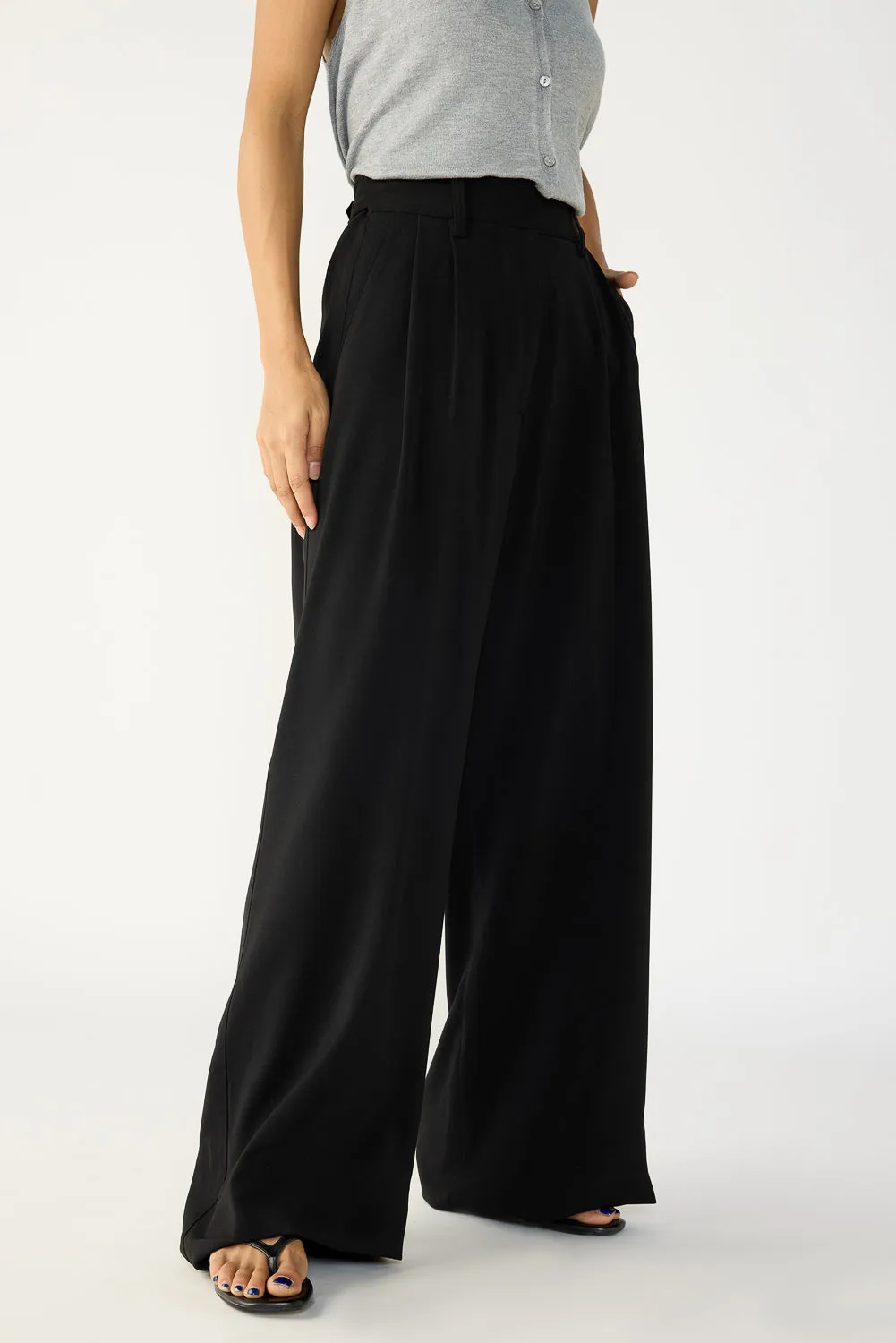 Still Black Adjustable Korean Pants