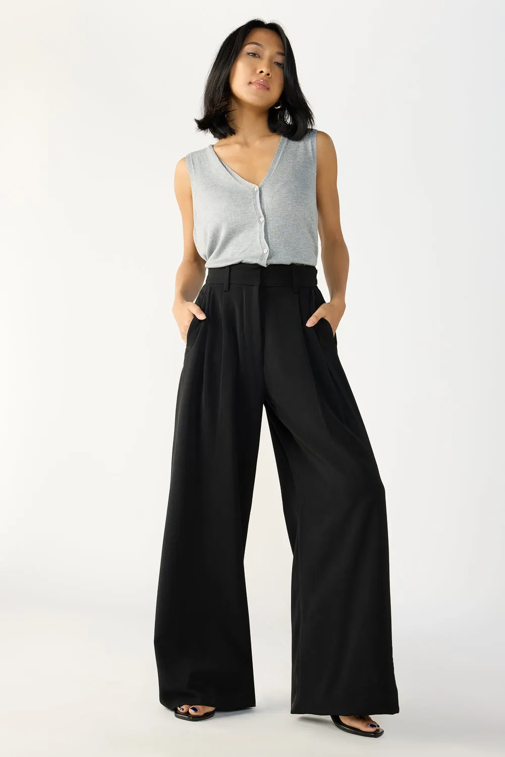 Still Black Adjustable Korean Pants